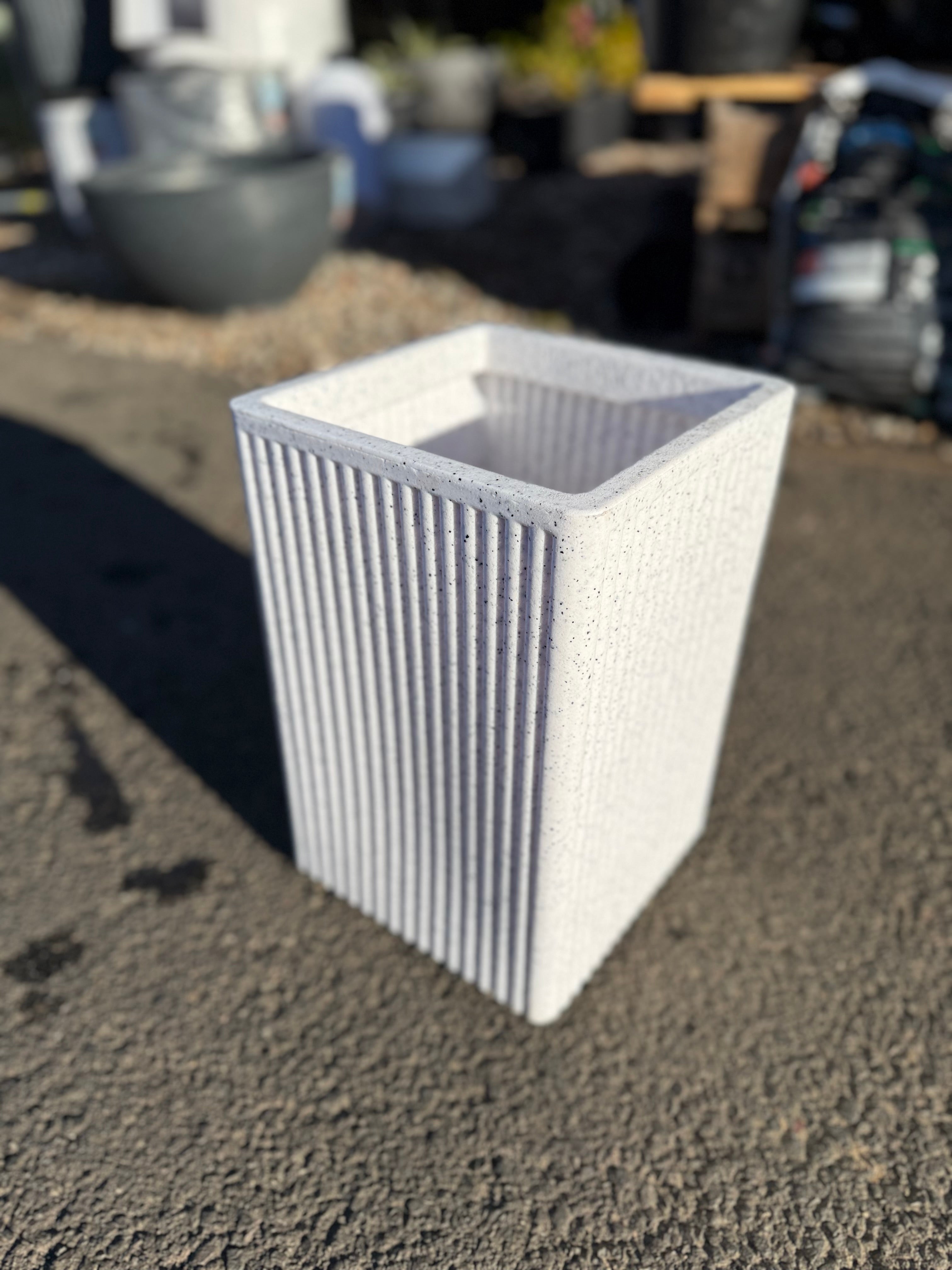 16 Inch Grak Rectangle Planter Box