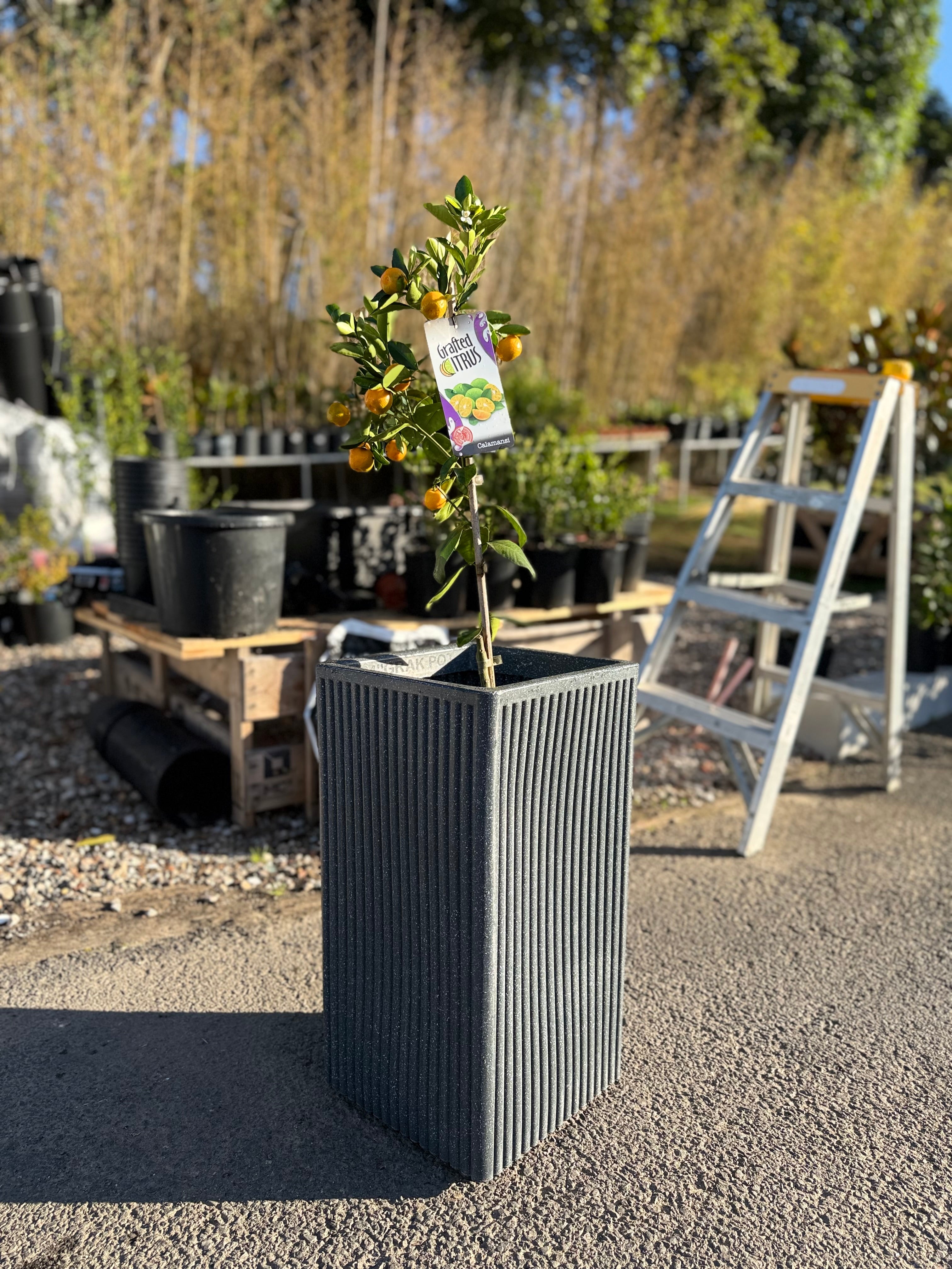 24" Grak Tower Planter Box