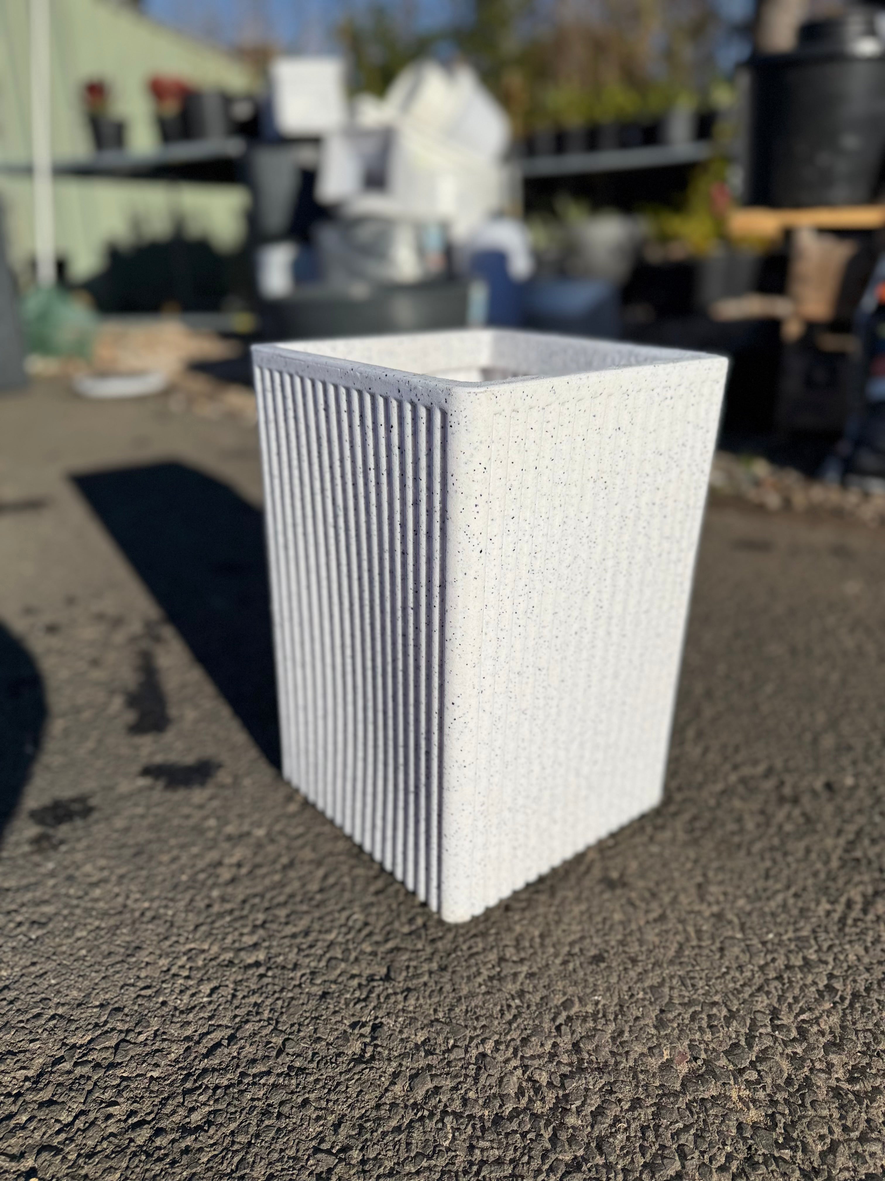 16 Inch Grak Rectangle Planter Box