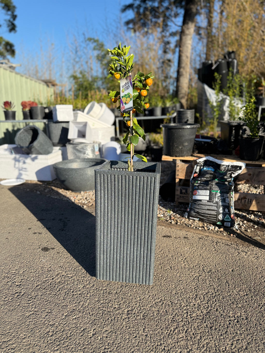 24" Grak Tower Planter Box